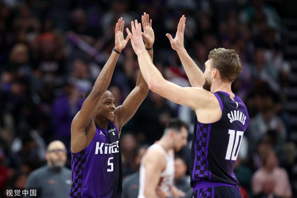 弧形线条与 弧形线条与