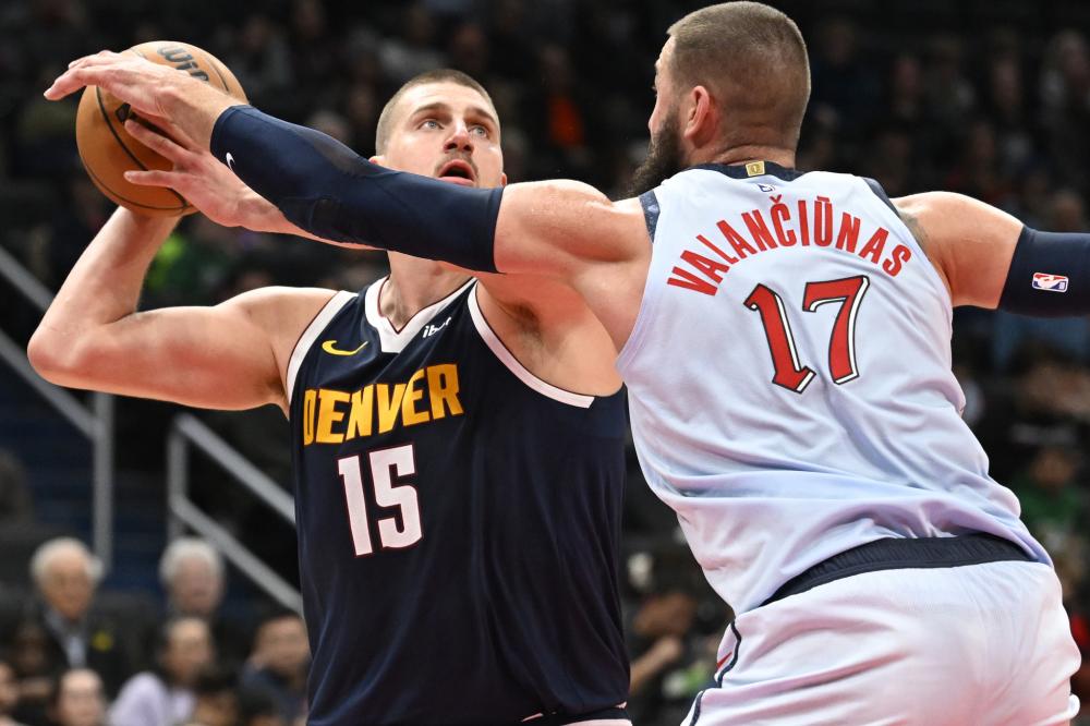 且充满力量 且充满力量